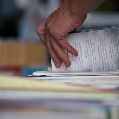 librería-libro-novela-roberto-losa